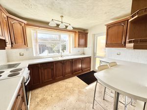 Photo 21- click for photo gallery